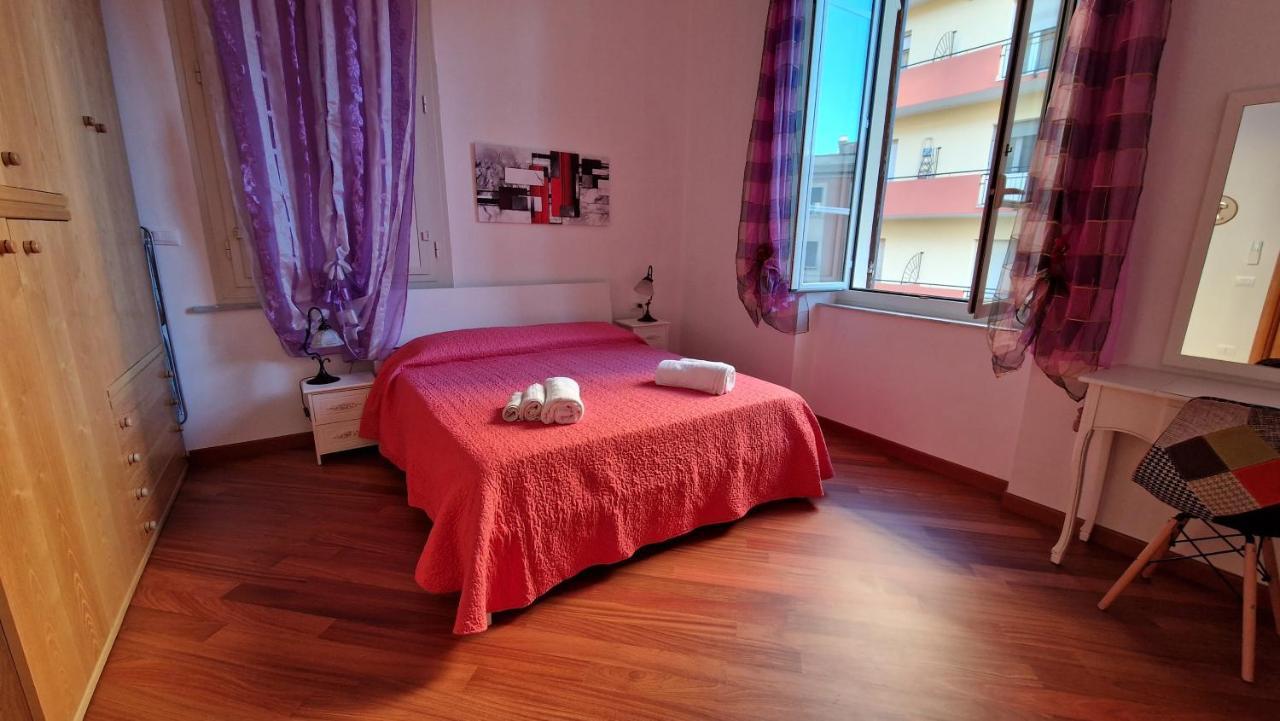 Stupenda Suite A Cagliari Piazza Galilei Exterior photo